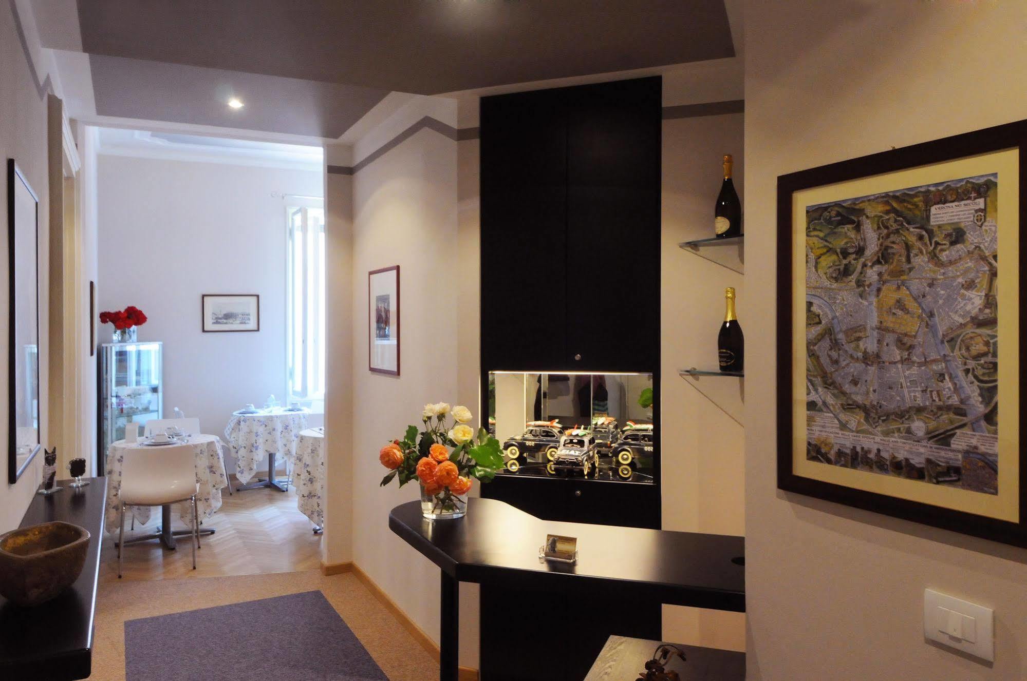 B&B Cangrande Di Danese-Viviani Verona Exterior photo